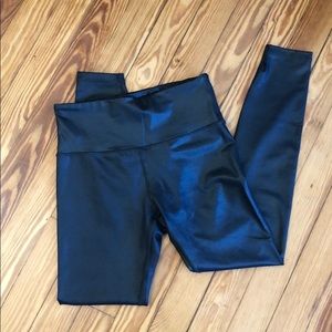 Athleta green shiny yoga pants